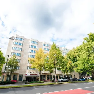 4* فندق ليوناردو سيتي سنتر