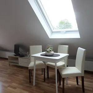 Appartement Flughafenapartement Sky View, Düsseldorf